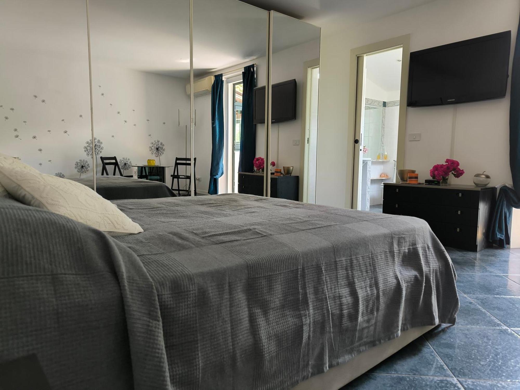 Versilia - Pietrasanta - Le Colmate Guesthouse Tonfano Eksteriør bilde