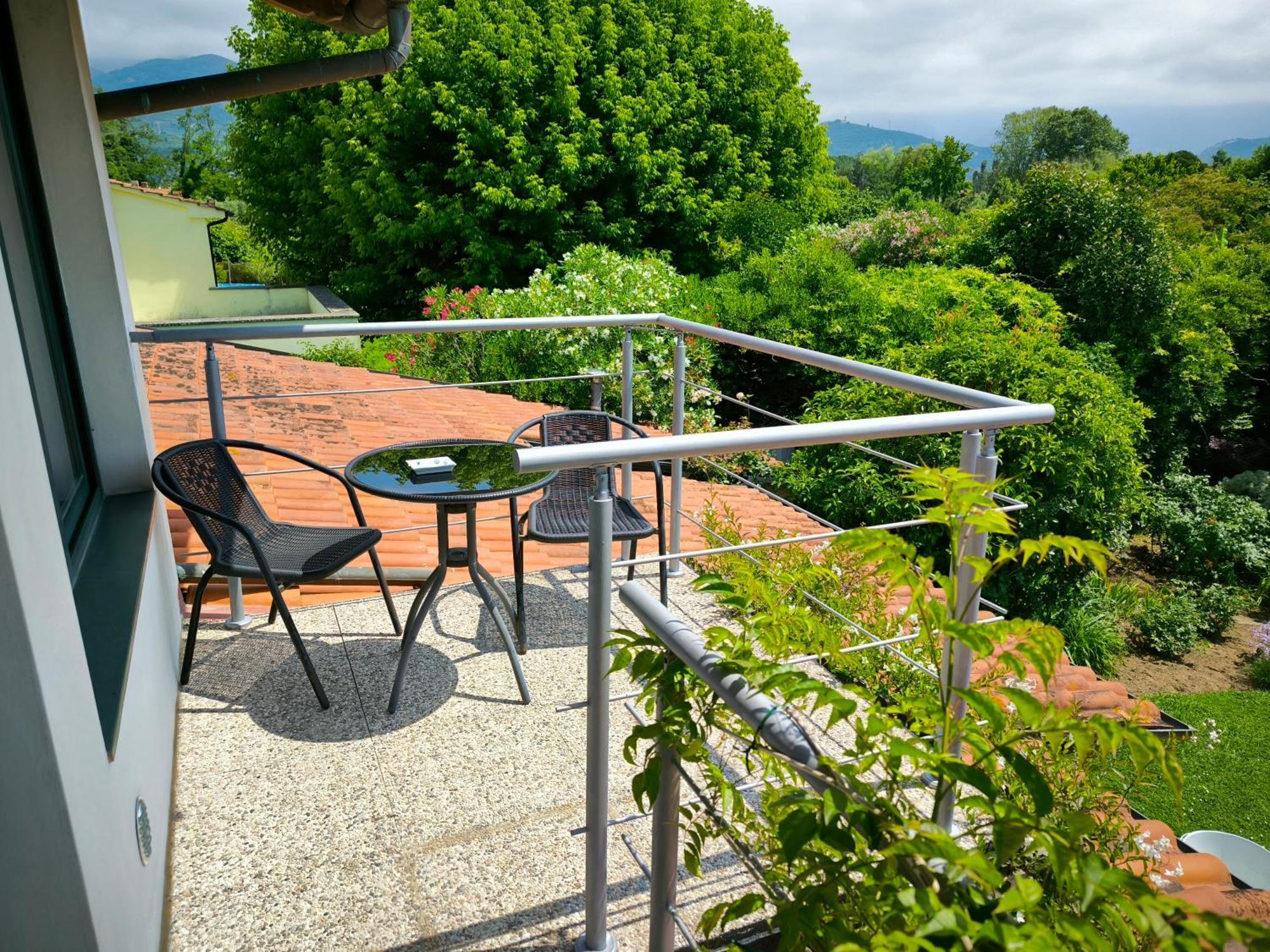 Versilia - Pietrasanta - Le Colmate Guesthouse Tonfano Eksteriør bilde