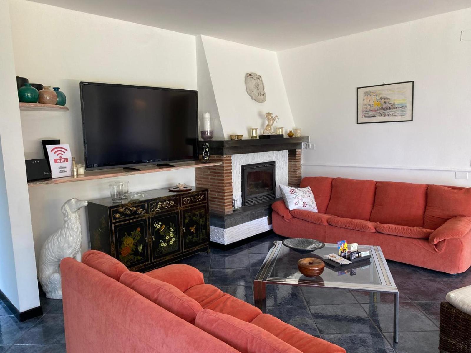 Versilia - Pietrasanta - Le Colmate Guesthouse Tonfano Eksteriør bilde
